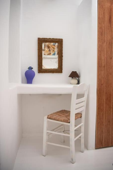 Astrea Suites "Ostria Cave Villa-Outdoor Jacuzzi" Oía Buitenkant foto